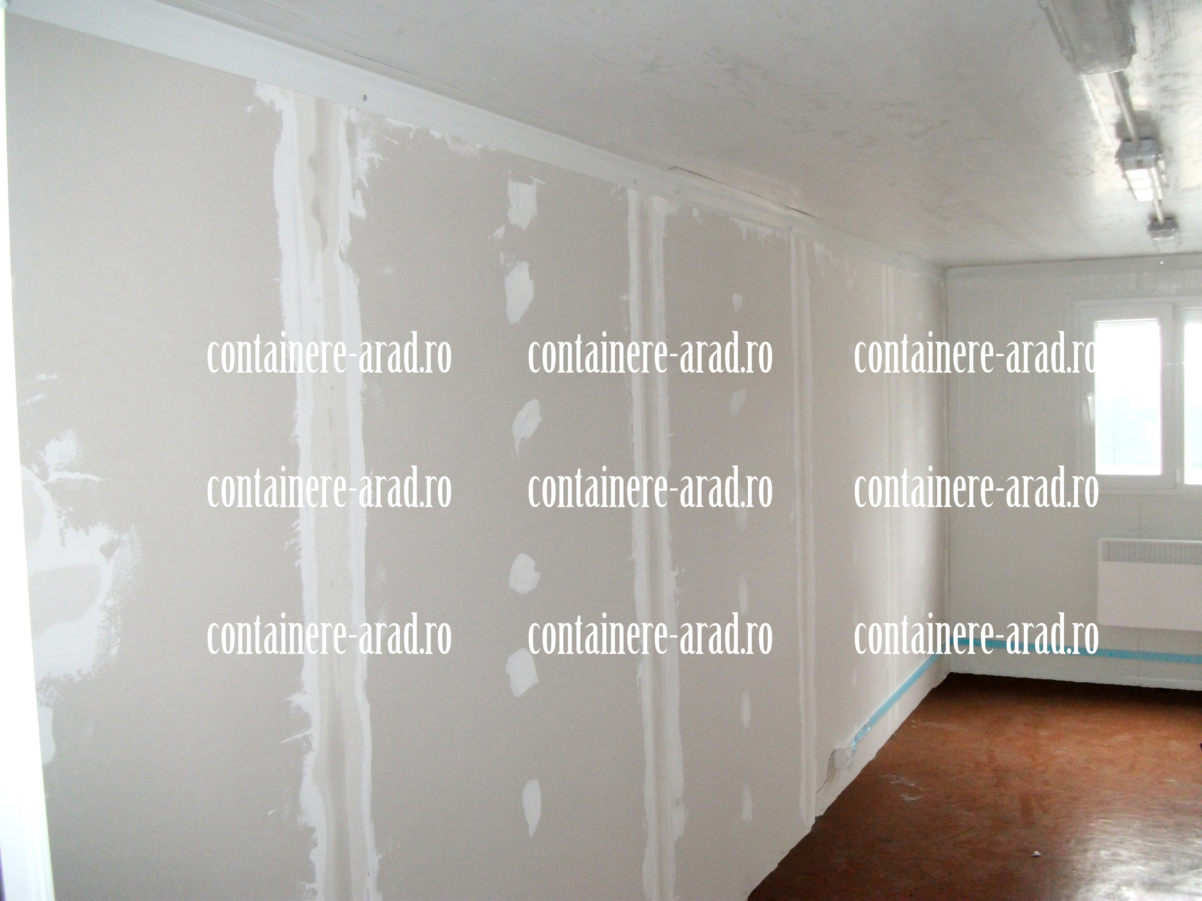 container metalic Arad